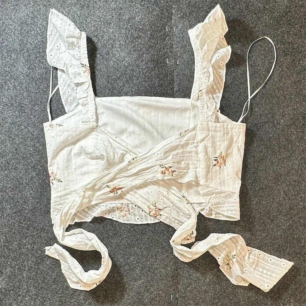Kirious Los Angeles Crop Top Womens Size S White Pink Floral Ruffle Tie - Picture 4 of 5